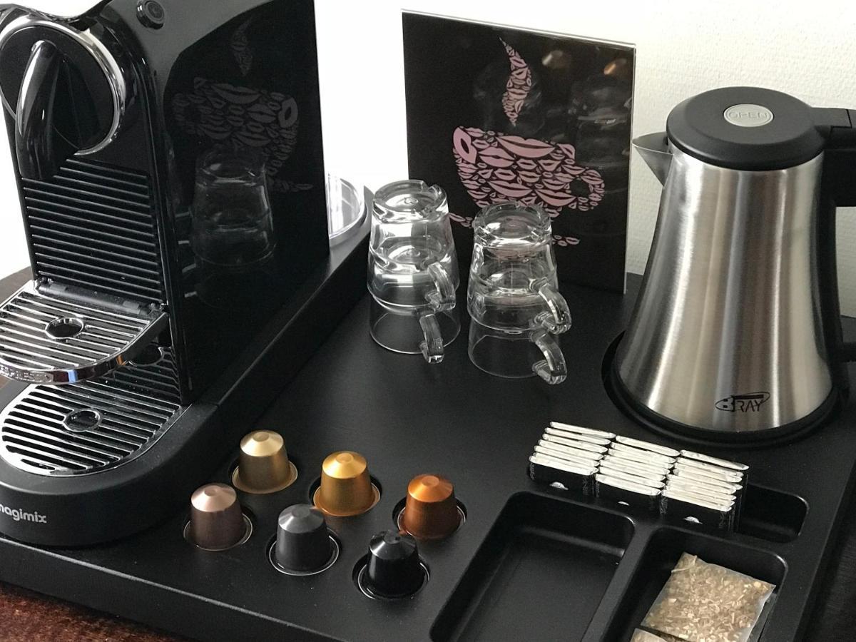 オーステルハウト Zzzuite25 Bed & Breakfast エクステリア 写真